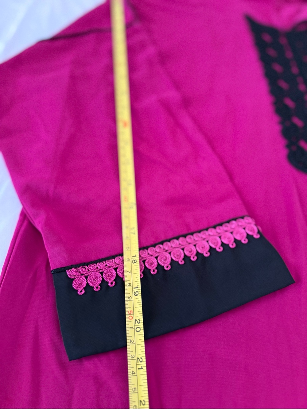 Moroccan Djellaba Fuchsia Black Trim Lightweight Elegant Caftan. - Picture 10 of 10